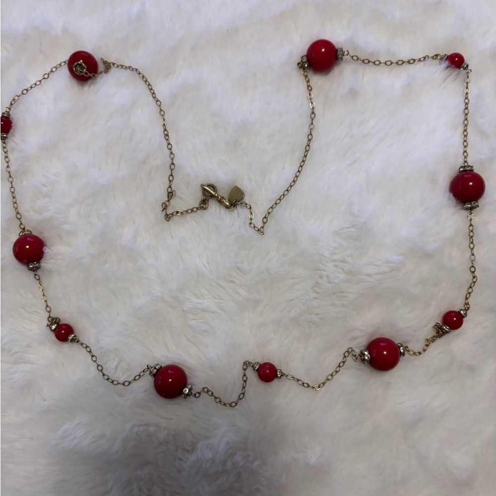 Elegant Red Beaded Necklace - Picture 9 of 10